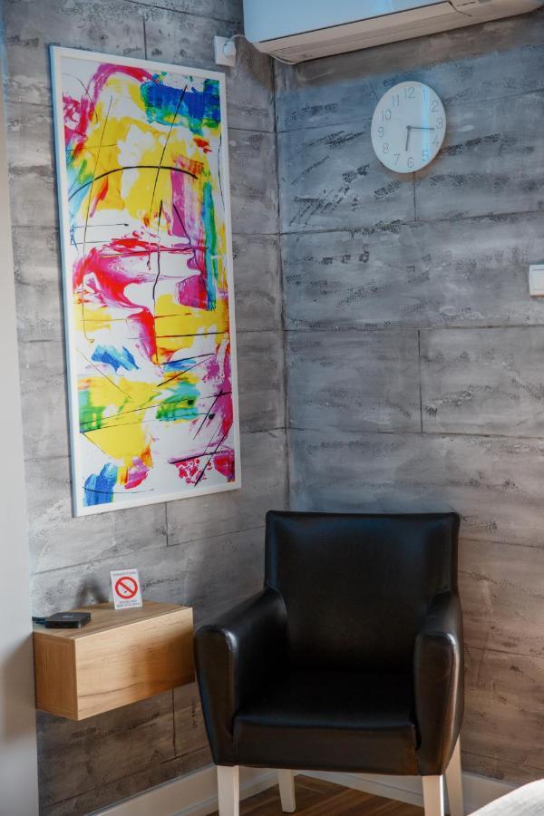 Apartman Studio Milica I Суботица Экстерьер фото
